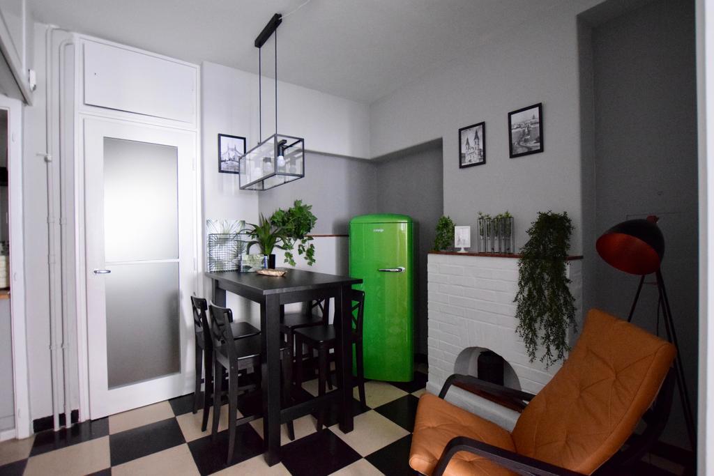 Standard By Hi5 - Regiposta 13 Apartment